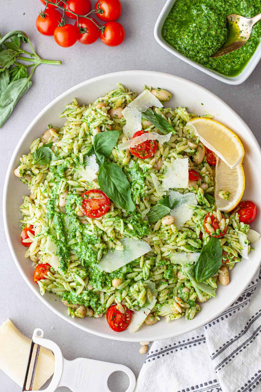 Salad: Pesto Risoni Pasta Salad with Cherry Tomato, Baby Spinach and Roasted Capsicum (veg)