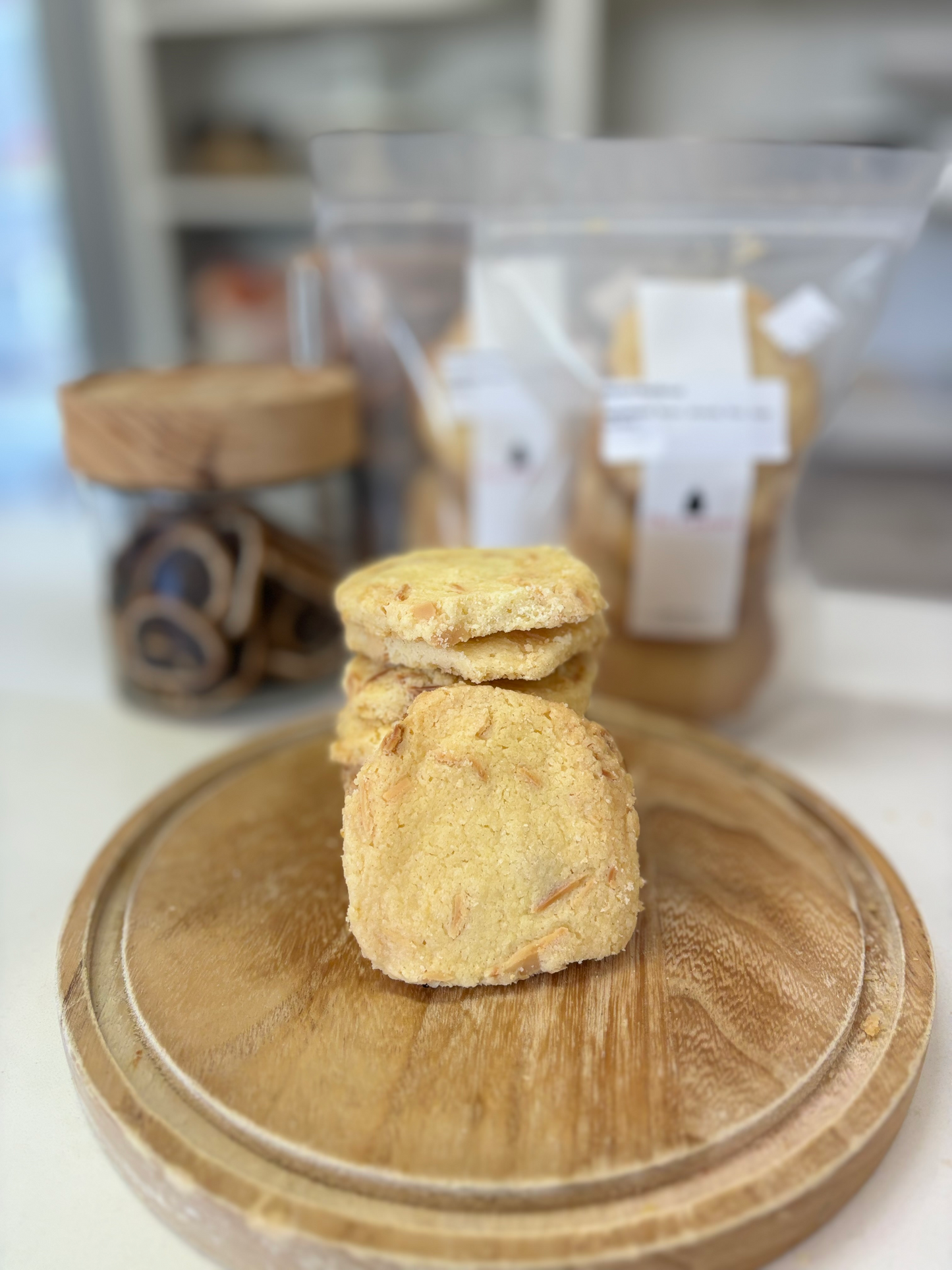 Sweet: Almond Shortbread