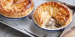Main - Chicken, Leek & Mushroom Pie